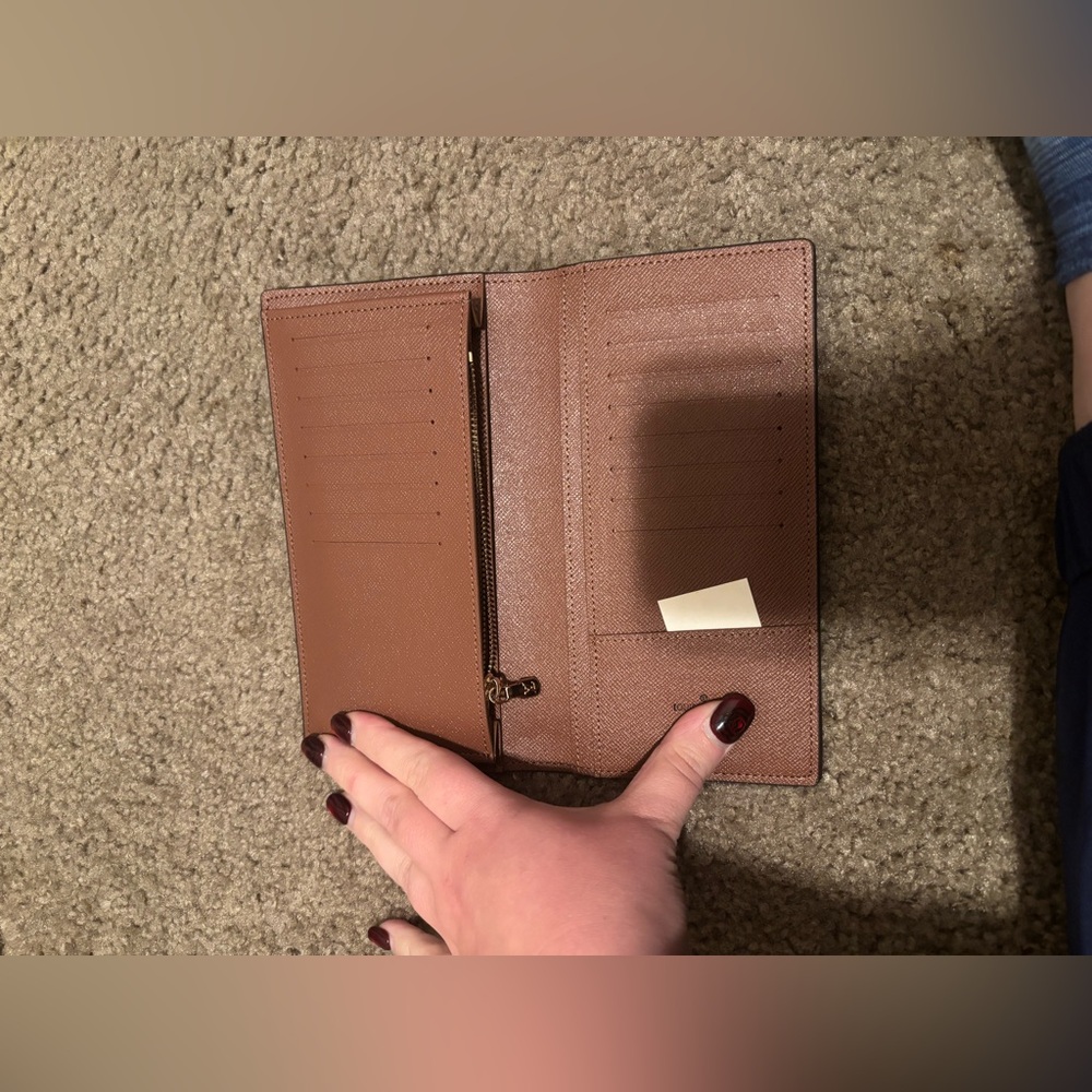 Brown Wallet *read description* - Picture 2 of 2